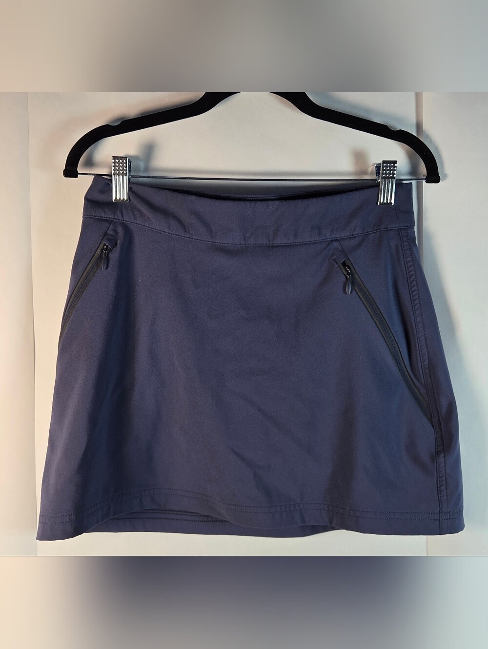Navy Blue Women's Athletic Skort with Zip Pockets